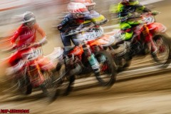 Dreetz , 150821 , ADAC MX Masters

Im Bild: Start beim ADAC MX Masters mit Lars van Berkel ( Niederlande / Honda / CKK Honda MX Team ), Tom Koch ( Deutschland / KTM / Kosak Racing Team ), Jordi Tixier ( Frankreich / KTM / KTM Sarholz Racing Team ) und Gert Krestinov ( Estland / Honda / KMP-Honda-Racing ) beim ADAC MX Masters

Foto: Steve Bauerschmidt