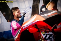 NZ2_3696