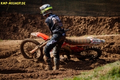 sb250830a215
