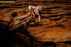 sb250830a401