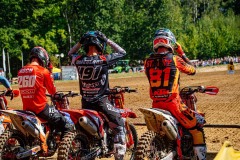 Jauer , 040922 , ADAC MX Masters

Im Bild: Nico Koch ( Deutschland / KTM / Schmicker Racing ), Paul Haberland ( Deutschland / Honda / KMP Honda Racing ) und Adam Sterry ( Großbritannien / KTM / KTM Sarholz Racing Team ) beim ADAC MX Masters

Foto: Steve Bauerschmidt